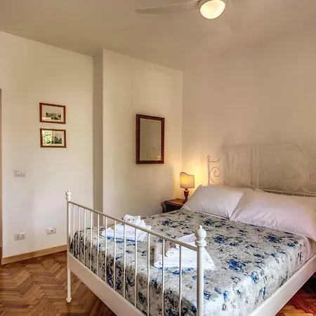 Campo Di Fiori 2 Bedroom Via Giulia Apartmán Řím