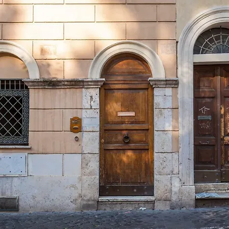 Campo Di Fiori 2 Bedroom Via Giulia * Roma